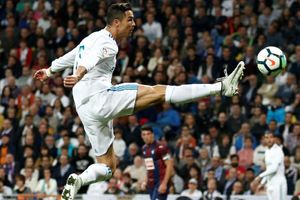 Real Madrid closes the gap with Barcelona