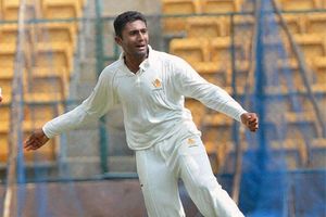Karnataka trump Hyderabad by 59 runs
