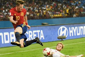 Spain sets up Mali clash after taming Iran