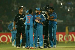 3rd ODI: Bumrah delivers in death overs as India beat New Zealand by 6 runs; clinch series 2-1