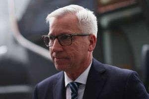 Alan Pardew appointed West Brom boss
