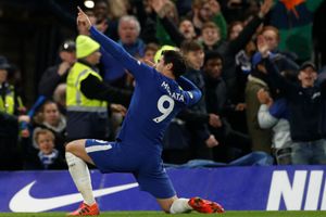 Morata nets Chelsea's late winner against United