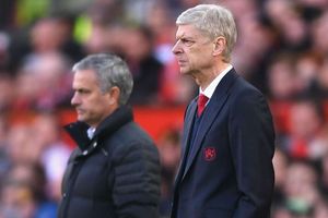 Wenger not waiting for Mourinho's parked bus
