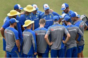Bolt enlisted to make Aussie cricketers 'explosive' runners