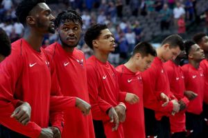 Longley: Bulls need continuity to restore NBA glory days