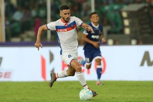 For an away team, we created lots of chances: Corominas