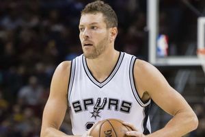 Two-time NBA All-Star David Lee announces retirement