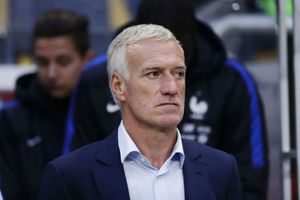Talk of Benzema's France future is 'boring' Deschamps