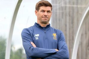 Steven Gerrard full of praises for Rhian Brewster