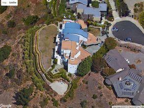 Top 5 highest-paid athletes and their mansions