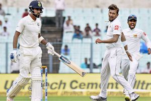 You cannot fault the top order, says Bangar, as India lose three for just 17 runs