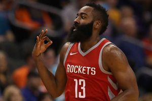 NBA: James Harden stars as Rockets crush Suns