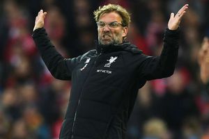 Klopp 'doing a good job' despite defensive woes, says Owen