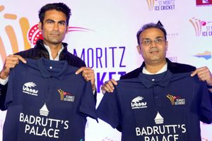 Sehwag vs Shoaib set for showdown on ice