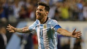 Batistuta annoyed 'extraterrestrial' Messi broke his record