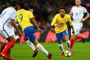 Neymar: Brazil tried everything to break down defensive England