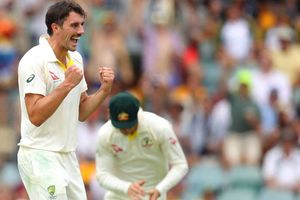 Lehmann praises 'superstar' Cummins ahead of Adelaide Test