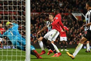 Manchester United 4 Newcastle United 1: Pogba shines as Ibrahimovic makes his return