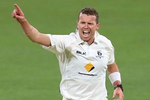 Siddle excited by Smith's duel with Root