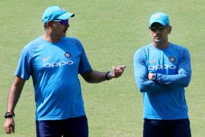 Critics should look at their own career before criticising Dhoni: Ravi Shastri