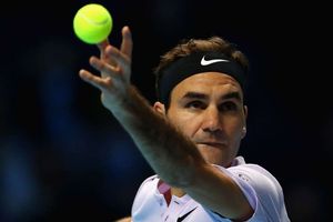 Federer avoids Sock shock in ATP Finals opener