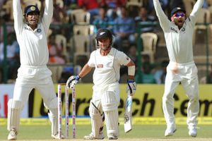 Five shortest and tallest cricketers of all time