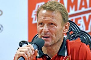 ATK Coach Teddy Sheringham to follow England U-17 blueprint
