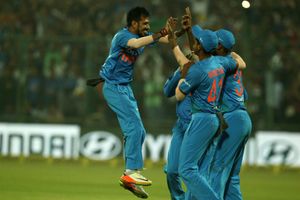 1st T20I: Clinical India break New Zealand jinx, crush Kiwis by 53 runs in Nehra's farewell match