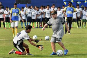 Ganguly disappointed as Maradona gives exhibition match a miss