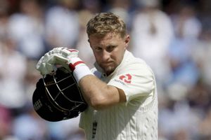 Root defends veterans Cook and Broad after loss