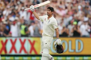 Sublime Cook gives England control at MCG