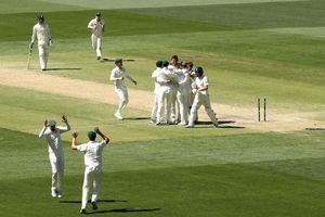 Australia eye the urn, as England contemplate reshuffle