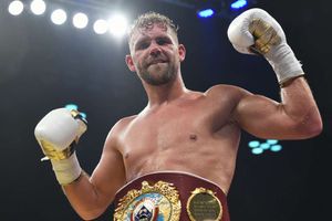 Golovkin could not outbox me, says confident Saunders