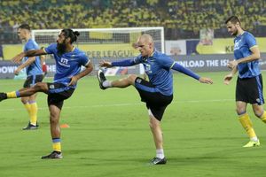 Different goals for Kerala Blasters, Mumbai City