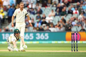 Bancroft and Warner 'kissed and made up' after Adelaide mix up