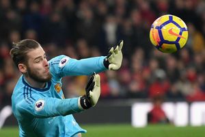 De Gea levels Premier League saves record
