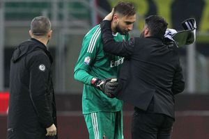 Donnarumma plays down Milan exit rumours