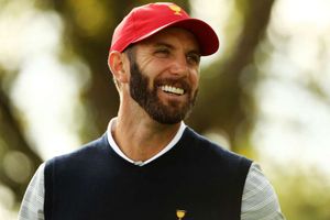 Need to wrap a golf club for Christmas? Don't ask Dustin Johnson for help