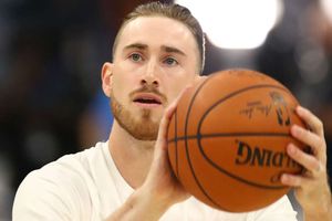 NBA: Celtics star Hayward out of protective boot