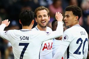 Shearer and Lineker hail record man Kane