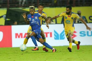 Blasters share spoils with Mumbai in a close ISL tie