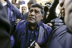 Only a handful greet Maradona upon his arrival in Kolkata
