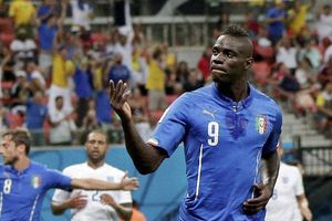 Nice forward Mario Balotelli wants Italy return