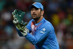 Dhoni still best in the world, claims Prasad