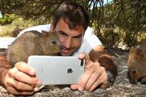 Federer confident of Australian Open defence with no plans to retire