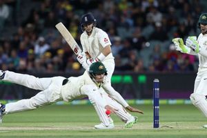 Ashes: Joe Root leads the resistance as England dare to dream against Australia