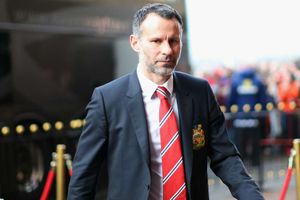 Giggs interested in Wales job
