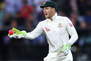 Ashes: Australia wicketkeeper Paine a doubt for fourth Test