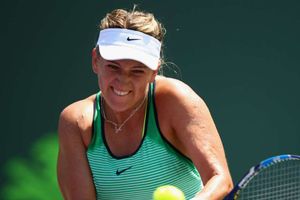 Azarenka pulls out of Auckland, a doubt for Australian Open