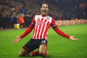 Van Dijk surpasses Suarez as Liverpool make statement signing